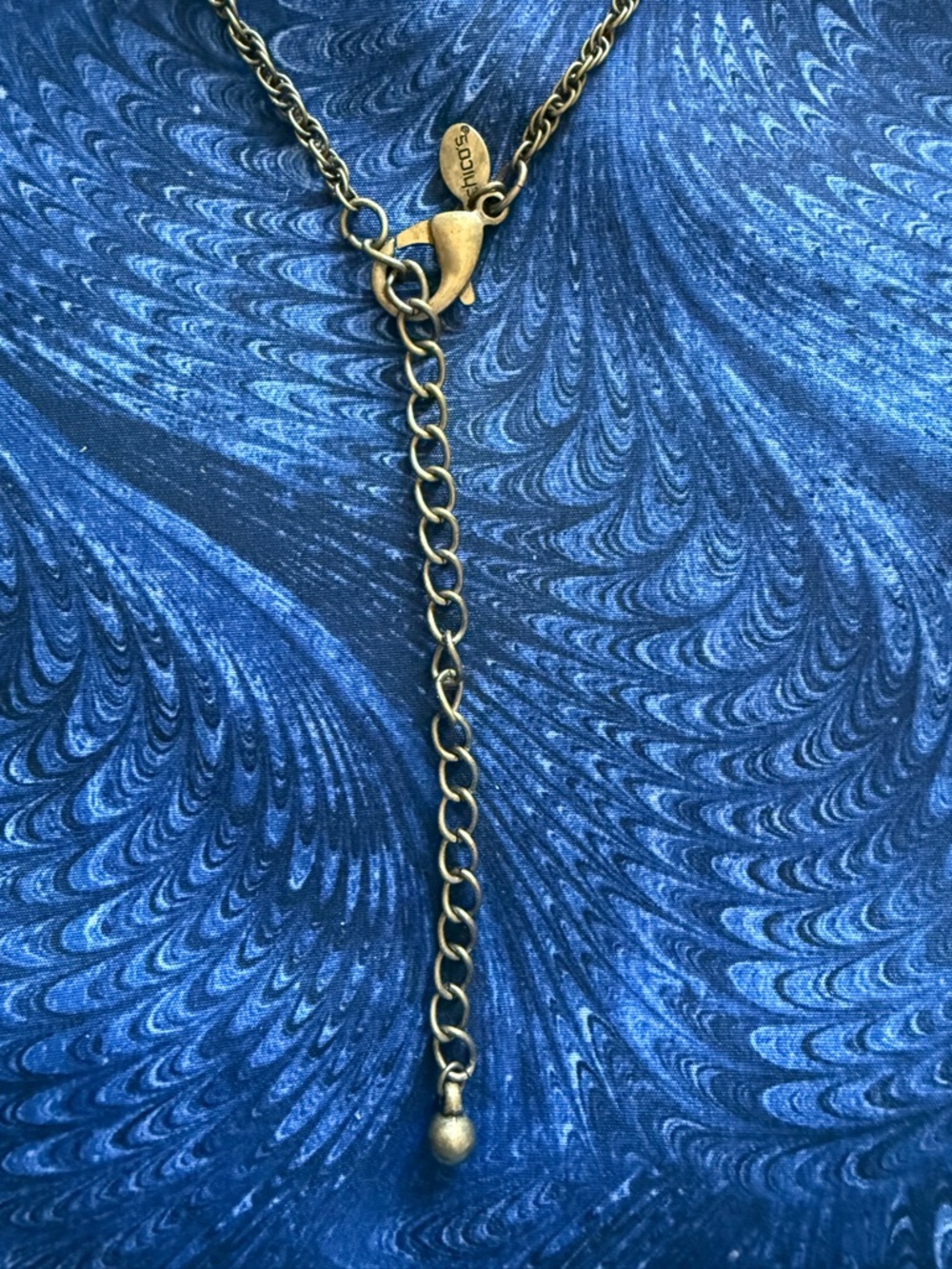 St. Jude’s Commemorative 2010 Magnifying Glass on a Chain - Picture 9 of 9